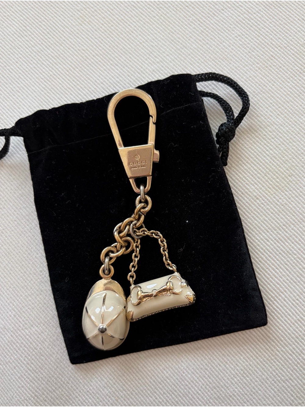 Gucci Cap Hat and Horsebit Handbag Cream Enamel Gold Keychain Bag Charm